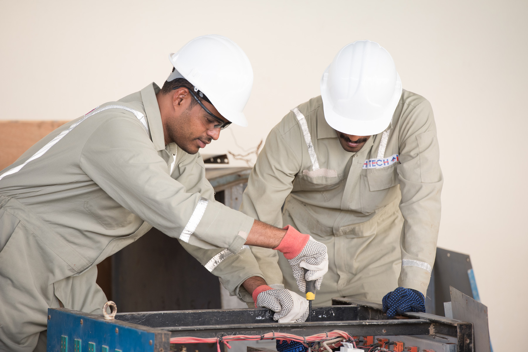 Acoustic Emission Testing (AE)
